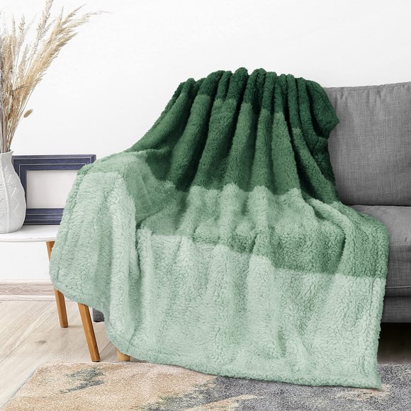 Manta PAVILIA Fluffy Sherpa Ombre 130 x 150 cm, color verde