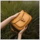 thumbnail image 2 of Ecosusi Cartera Bandolera Evelina de Papel Lavable Ecológico Ámbar, 2 of 8