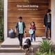 thumbnail image 5 of Smart Lock Google Nest x Yale, de gamuza negra, a prueba de manipulaciones, 5 of 9