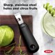 thumbnail image 3 of Rallador de cítricos con cuchillo acanalado OXO Good Grips, color negro, 3 of 7