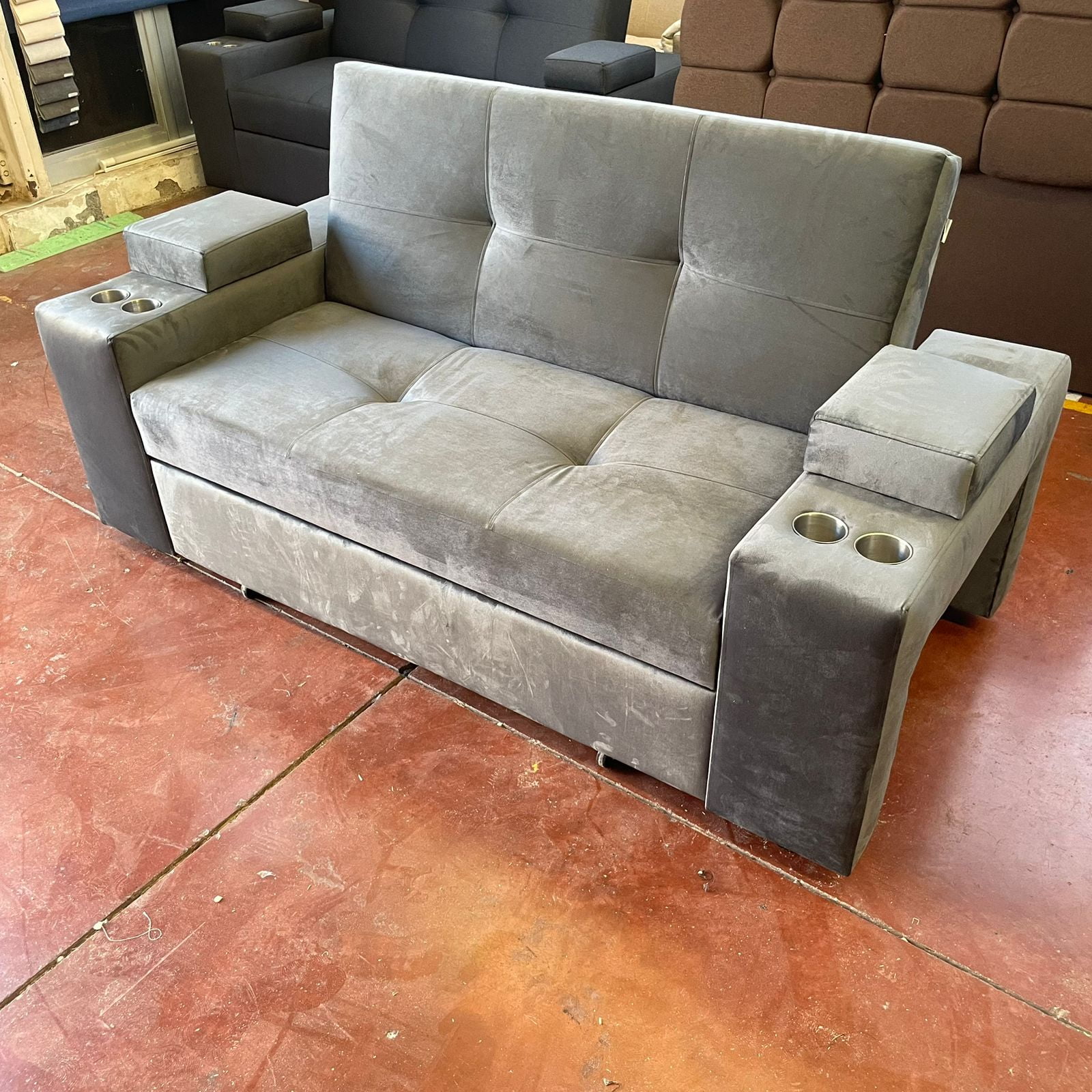 Camila Home - Sofá Cama Gris Oscuro Felpa Elite 2 Plazas Con Puffs Y Respaldo Reclinable