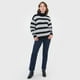 thumbnail image 4 of Sweater Mujer Negro Líneas Gris Básico Corona, 4 of 5