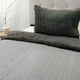 thumbnail image 2 of Quilt Hotpress Viena Con Sherpa 2 Plazas / Gris – Doral, 2 of 3