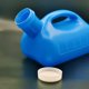 thumbnail image 3 of Urinal YUMSUM de 3000 ml de gran capacidad para hombre, viaje, azul, 3 of 7