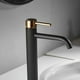 thumbnail image 4 of Grifo monomando para lavabo de baño, grifo para lavabo de baño, agua fría y caliente disponible, negro y dorado, 4 of 5