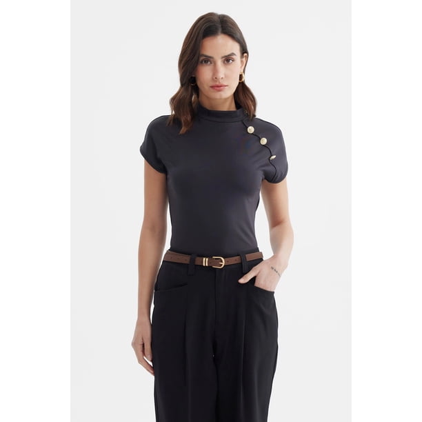 Polera Mujer Cuello Alto Con Aplicación Negro