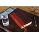 thumbnail image 2 of Biblia HarperCollins NIV de letra grande Leathersoft, 2 of 7