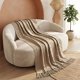 thumbnail image 1 of MANTA DECORATIVA CON DISEÑO LINEAS ZIGZAG 127X172 CM M05, 1 of 4