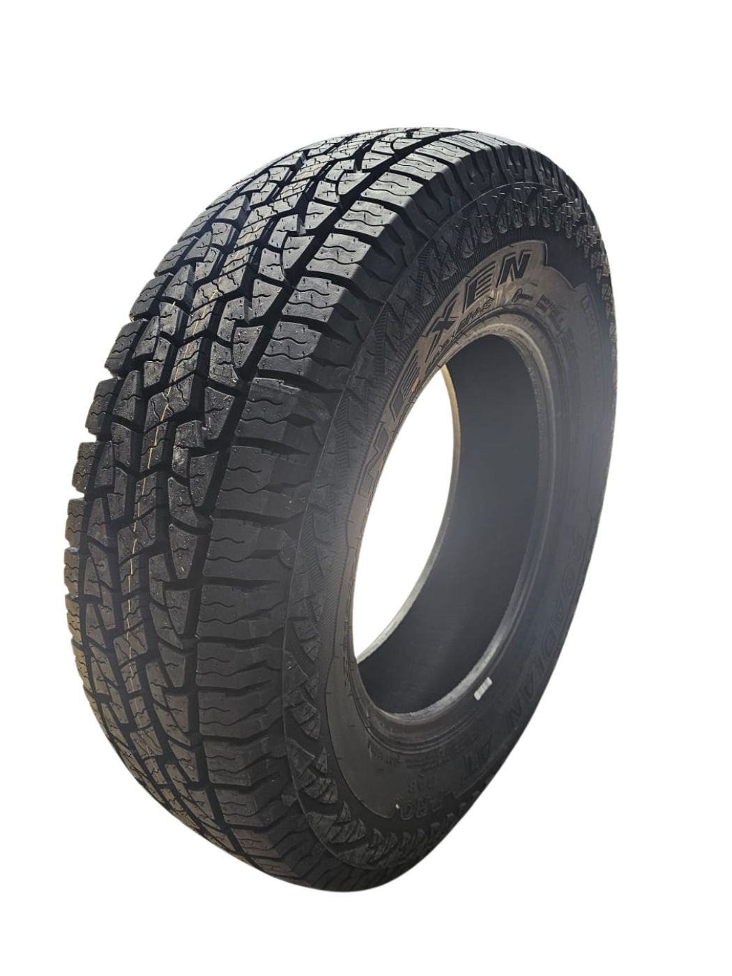 Neumatico 215/75 R15 Nexen Ro At Pro 100/97S