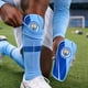 thumbnail image 4 of Canilleras Futbol Manchester City DRB Espinilleras, 4 of 9