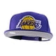 thumbnail image 2 of Gorra Snapback Morada Mitchell & Ness – Los Angeles Lakers, 2 of 4
