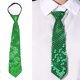 thumbnail image 4 of Traje de fiesta del Día de San Patricio: 6 piezas, accesorios verdes: sombrero de copa, pulseras de trébol, insignia y corbata., 4 of 7