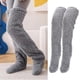 thumbnail image 4 of Calcetines Snuggs Acogedo, pantuflas Snugglepaws para mujer, calcetines calientes por encima de la rodilla, calcetines altos por encima de la rodilla, pantuflas de felpa. (Gris oscuro), 4 of 7
