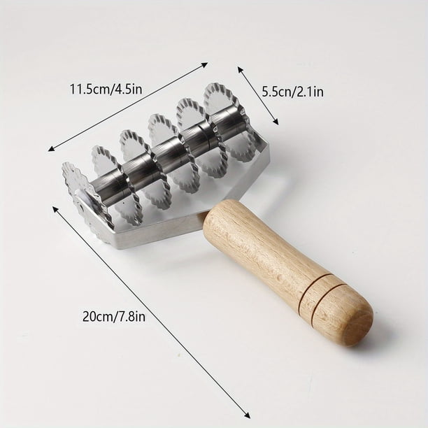 1pc Six-wheel Cookie Cutter, Noodle Cutter, Stainless Steel Cutting Tool With Wavy Wood Handle, Manual Cutting Wheel, Baking Tool, Kitchen Accessories