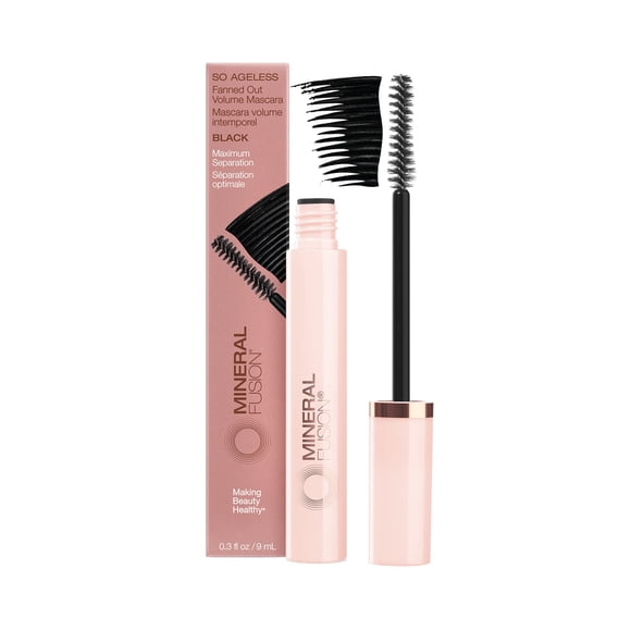 Máscara Mineral Fusion So Ageless Fanned Out Volume Black