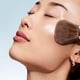 thumbnail image 5 of Iluminador Clinique Daylit Bronze Brillo Luminiscente, 5 of 7