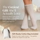 thumbnail image 2 of Calcetines Unboxme Gifts Cálidos y acogedores Ultra-Luxe Cloud para mujeres y hombres, 2 of 7