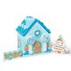 thumbnail image 4 of Set de juego: Casa de pan de jengibre de madera con diseño de Melissa & Doug Winter Frost, 4 of 9