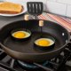 thumbnail image 4 of Aros para huevos HIC Kitchen antiadherente 10 cm (2 unidades), 4 of 8