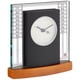 thumbnail image 1 of Reloj de escritorio Bulova Glasner House B7750 con base de madera de cerezo, 16 cm, 1 of 3