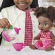 thumbnail image 4 of Muñeca Baby Alive Bubbly Tea Party Berry Boo con tetera, 28 cm, 4 of 9