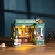 thumbnail image 2 of Kit de casa en miniatura Rolife Alice's Tea Store con muebles, 2 of 9