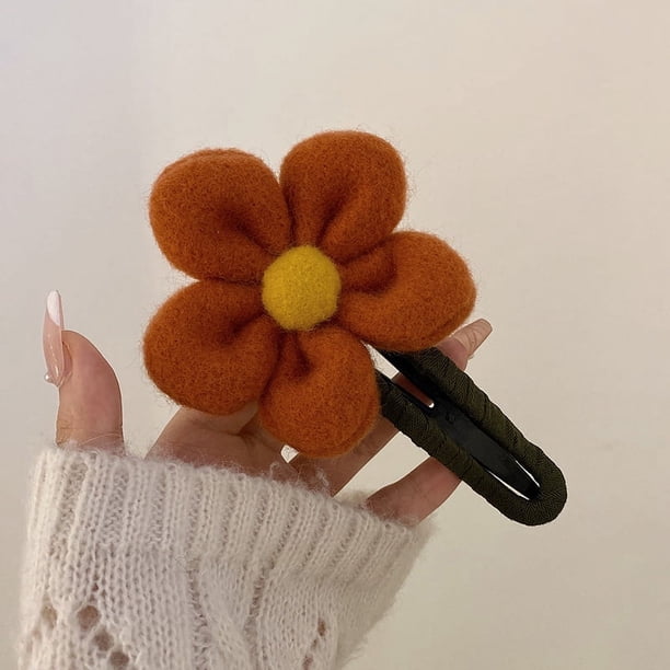 Soft and Stylish Plush Flower Hairpin for Women - Perfect Wedding Hair Accessory and Gift for Her