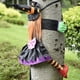 thumbnail image 2 of Muñeca de bruja colgante con forma de estrella de Halloween, estrella de bruja colgante contra un árbol, accesorios de decoración de Halloween para exteriores para troncos de árboles., 2 of 7