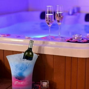 Movi - Hielera 4 En 1 (Hielera + Parlante + Bluetooth + Luz Led)