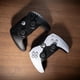 thumbnail image 2 of Controlador con Cable Hyperkin The Competitor Blanco para Xbox y PC, 2 of 3