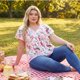 thumbnail image 3 of Agnes Orinda Blusas de Verano Casual de Talla Grande para Mujer con Estampado Floral, Volantes, Pliegues, Cuello en V, Manga Corta 1X Blanco Rosa Floral, 3 of 8