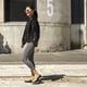 thumbnail image 4 of Sandalia Recovery OOFOS OolaLa Luxe Latte para mujer, talla 9, 4 of 7