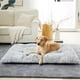 thumbnail image 2 of Cama para perros BFPETHOME de felpa para perros grandes, 35 x 23 x 10 cm, color gris, 2 of 7