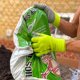 thumbnail image 2 of Guantes de protección Wells Lamont Foam Latex Grip Medium, 2 of 6