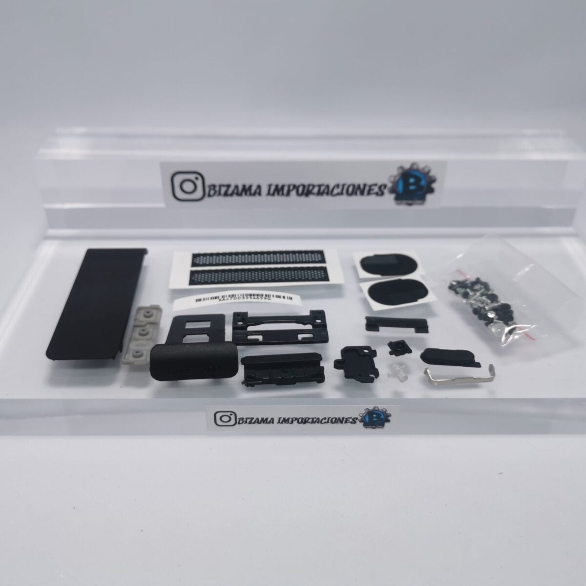Genérica - Tapas Para Nintendo Switch Mas Set Tornillos Consola