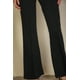 thumbnail image 3 of Pantalones Acampanados de Crepé Elástico de Cintura Alta, 3 of 5