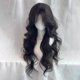 thumbnail image 1 of Xiao Hua Peluca ondulada de longitud media con diadema, 1 peluca sintética resistente al calor, cabello rizado estilo bohemio chic, peluca protectora para peinado, peluca negra pulida, 1 of 3