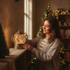 thumbnail image 4 of Adorno Navideño Tetera Musical Luz Usb Viejito Pascuero, 4 of 9