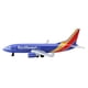 thumbnail image 3 of Playset Daron Southwest Airlines Airport con avión fundido a presión, 3 of 7