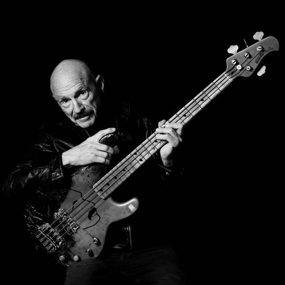 Audífonos Zach Top Bringing It Down to the Bass