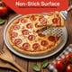 thumbnail image 3 of Molde para pizza Emporio Kitchen de 33 cm, antiadherente y perforado, 3 of 8