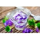 thumbnail image 5 of Chispas de flor de violeta deshidratada Naturegrail 10 g | Vegano, 5 of 9
