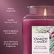thumbnail image 3 of Vela perfumada Yankee Candle Sparkling Winterberry 650 ml, 3 of 8