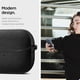 thumbnail image 4 of Funda Spigen Urban Fit para Samsung Galaxy Buds3 Pro/3, color negro, 4 of 7
