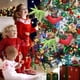 thumbnail image 4 of Adornos para árbol de Navidad con forma de brazo de Grinch, soporte colgante para adorno de árbol de Navidad, juego de bricolaje (brazo), 4 of 7
