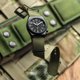 thumbnail image 4 of Correa de Reloj WatchGecko 20 mm Nylon Verde y Negro, 4 of 4