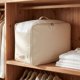 thumbnail image 2 of 1 Bolsa de Almacenamiento de Ropa Plegable - Organiza Dormitorio, Ropa, Edredones y Armario con Asas Beige 21.3*16.5*11.8in, 2 of 6