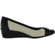 thumbnail image 2 of Zapato Anne Klein Waverly con forma de cuña para mujer, color crema y negro, 2 of 3