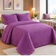 thumbnail image 1 of Cubrecama Quilt King Relieve Con Pompones Y Fundas, 1 of 6