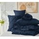 thumbnail image 2 of Juego de ropa de cama CozyLux, edredón azul marino, tamaño queen, 7 piezas, 2 of 3